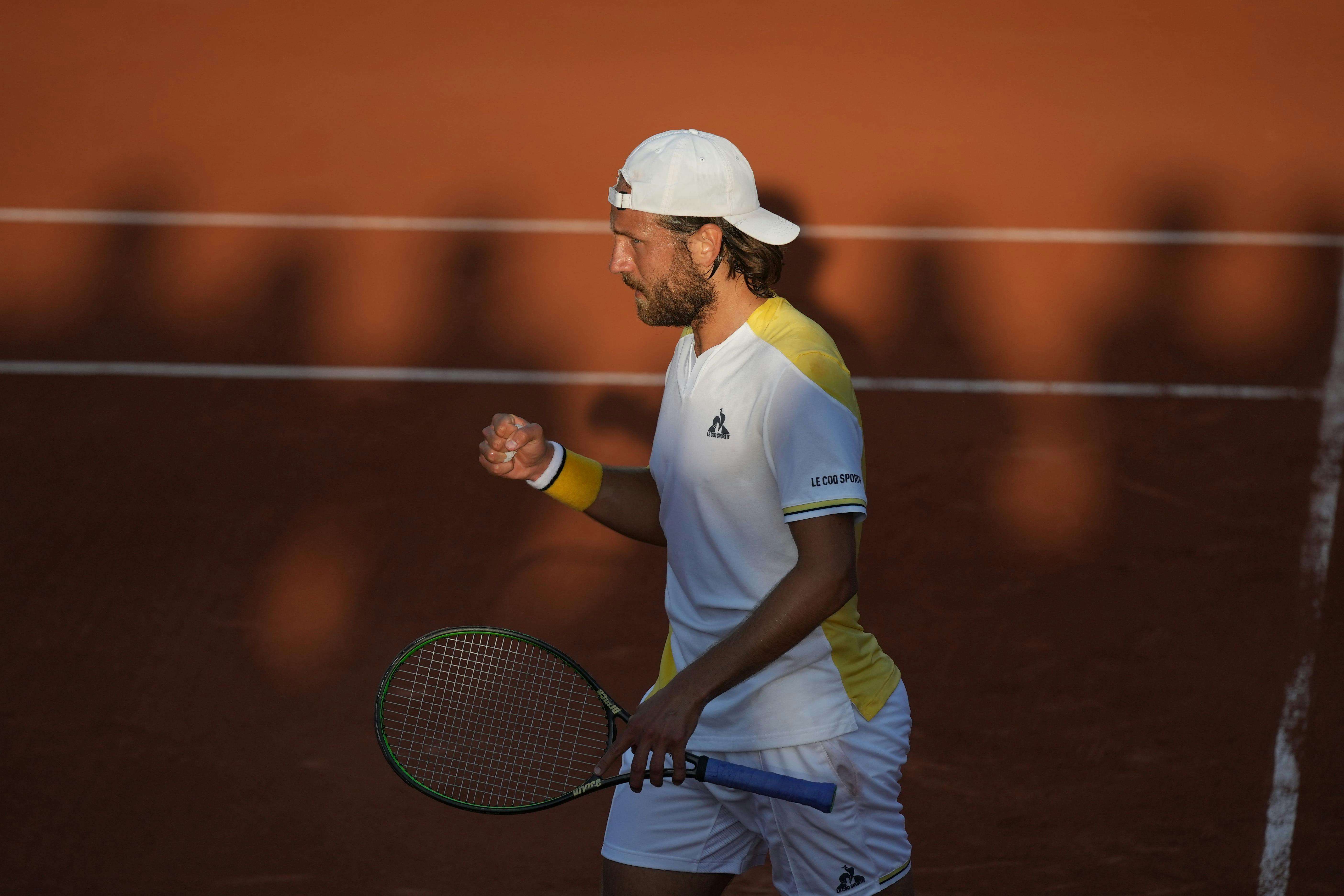 Lucas pouille discount le coq sportif